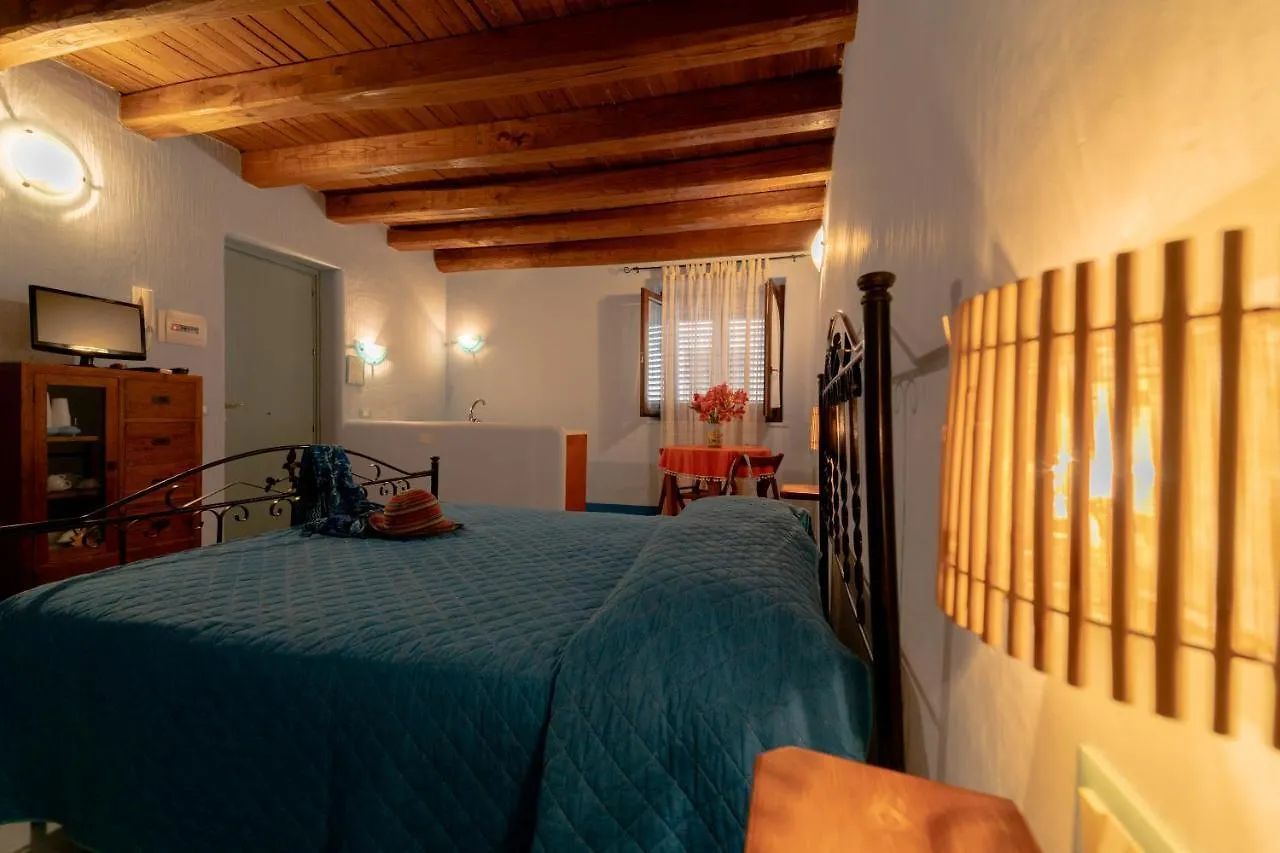 Holiday home Solares Case Vacanze Isola di Ustica Italy
